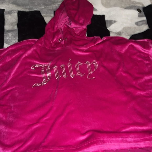 NEW JUICY COUTURE 2-Piece Hoodie Velour Pink/Magenta Pajama Set - Picture 3 of 6